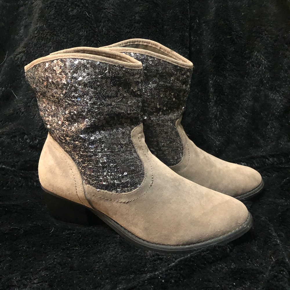 elect ankle boots